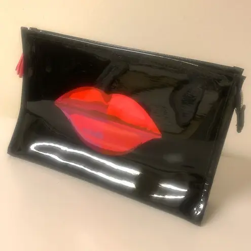 Macy's 👄💄✨Macy’s Large Black Makeup Travel bag - NWT