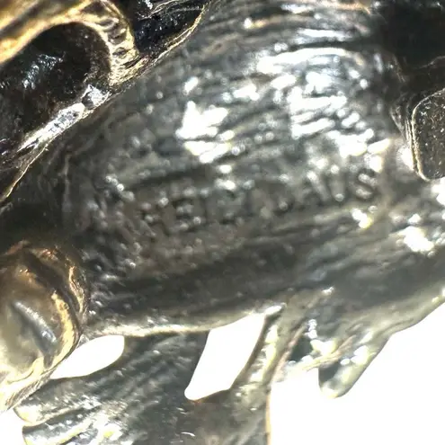 Heidi Daus Leaping Frog Clip