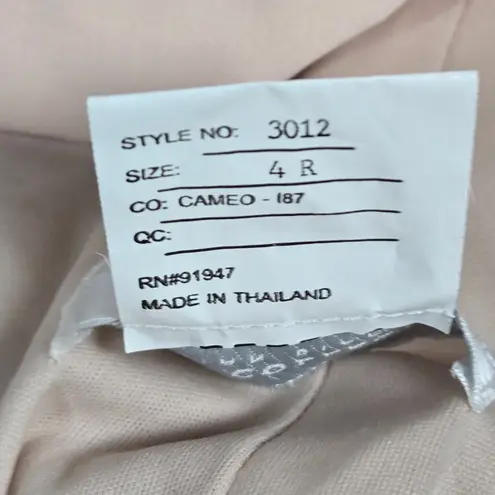 Dessy Collection Off