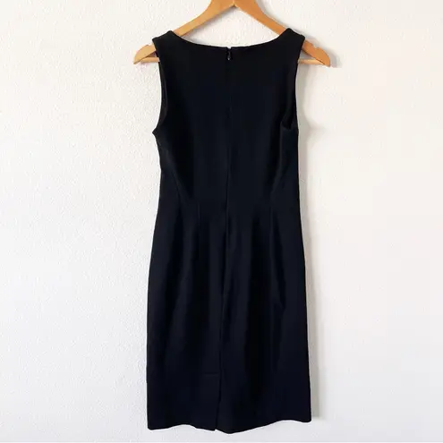 MM.LaFleur V-Neck Textured Ponte The Evelyn Dress in Black