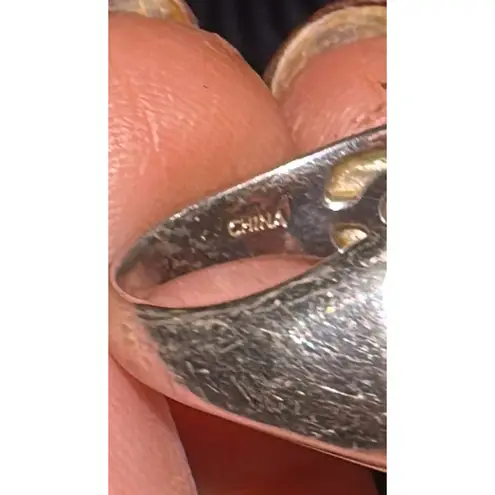 Vintage Signed Sterling Silver Big Blue Topaz Ladies Ring Size: 7.75