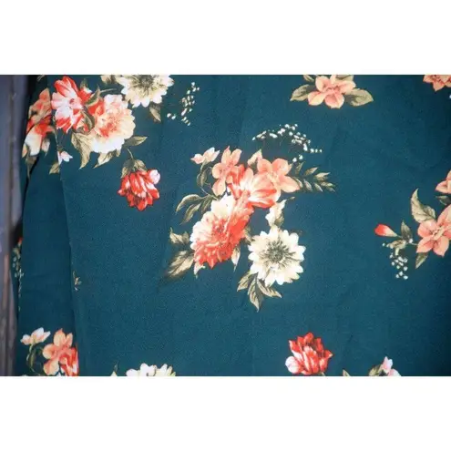 Justify Women's Blouse Size 1X Green Fall Floral 3/4 Roll Tab Sleeve Gold Tone