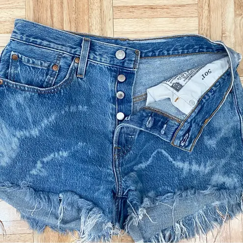 Levi's LEVI’S 501 High Rise Bleach Out Cut-off Frayed Denim Jean Shorts Size 28