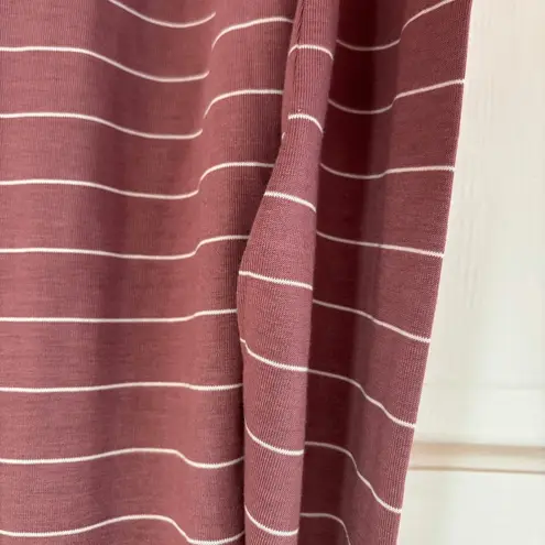 Free Fly Apparel Rose White Stripe 3/4 Sleeve‎ UPF Size Large Sangria Outdoor Pink