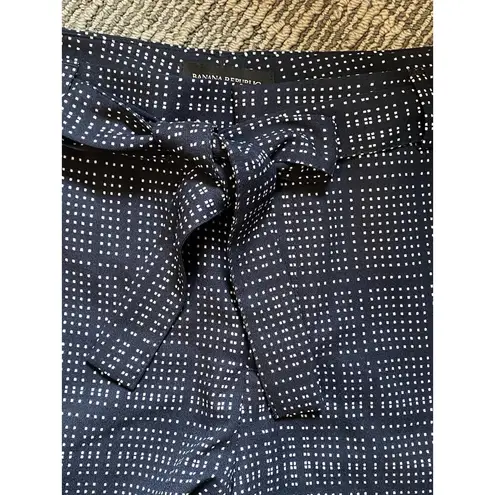 Banana Republic  Belted 4” Shorts Blue And White Polka Dot Pattern Ladies Size 10