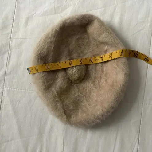 Vintage tan wool beret Cute pom Pom Pink