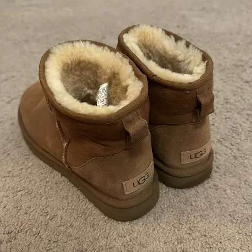 UGG Mini