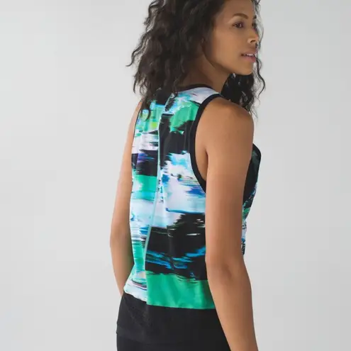 Lululemon  Vent It Tank Sz 6