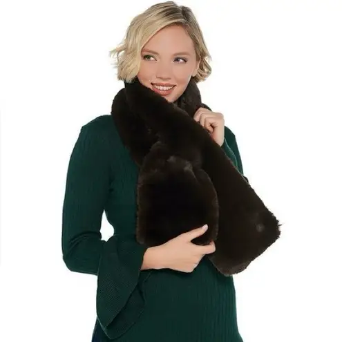 Martha Stewart Faux Fur Pull