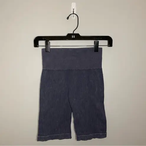 Aura Ribbed V-Neck Crop Top & Biker Shorts Set, Charcoal Gray, Size S/M, EUC