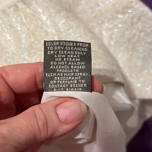 Taylor vintage cream & silver wiggle dress w/ gorgeous faux stones on front EVC Size 2