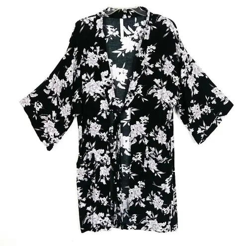 Spiritual Gangster  Maya Black Floral Kimono Robe