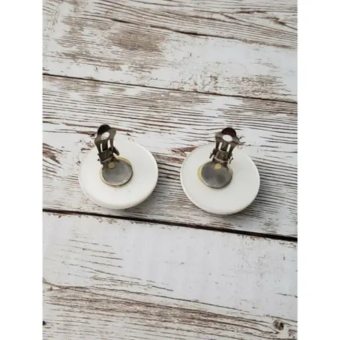 Vintage Clip On Earrings