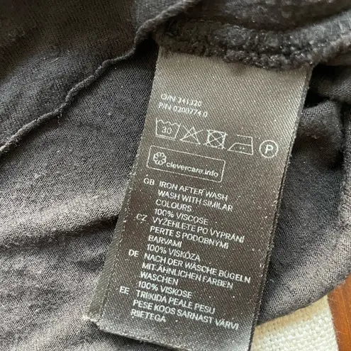 H&M Black Long Sleeveless Tank Top