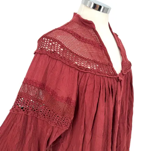 Gimmicks Boho Crochet V