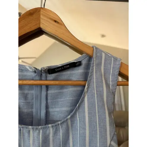 Doe & Rae Women's Shirt Size L Blue Striped Sleeveless