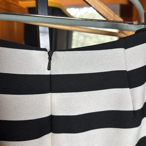 Spring Day Out By Malene Birger Kalotia Black White Striped Skirt Size 4 (FR 36)