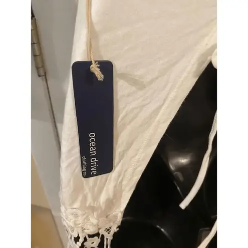 Ocean Drive Halter Top NWT. Medium