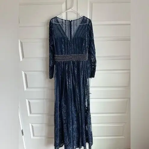 Mac Duggal Long Sleeve Floral Illusion Midnight Navy A Line Gown Size 8 NWT