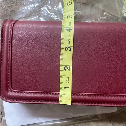 Badgley Mischka NWT Burgundy Wine Small Pleated Crossbody Bag by chain strap