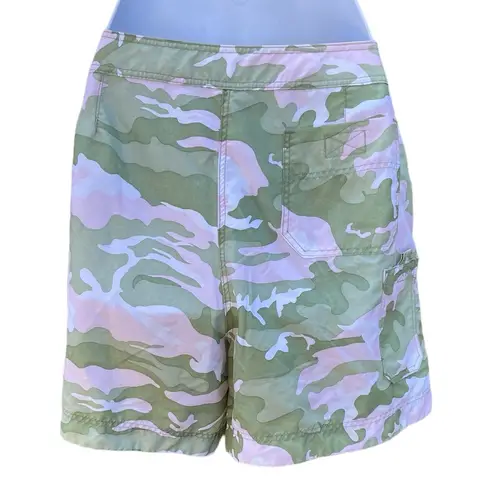 Guy Harvey Ladies AFTCO camo Fishing Shorts
