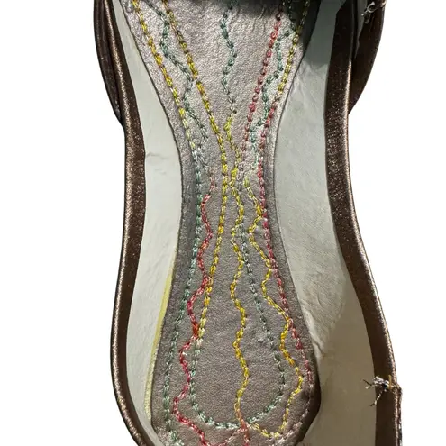 None Women's Brown and Gold Wedding Bridal Khussa Indian Wedding Jutti Punjabi Flats