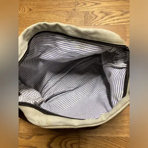 Primitive canvas purse. Tan