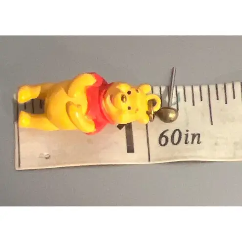 Vintage AAI Winnie The Pooh Dangle Earrings Plastic Disney Bear Estate 1.25" Red