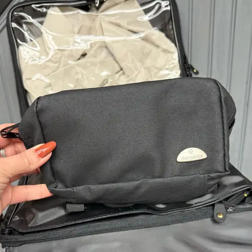 Mary Kay Black Cosmetic Carry