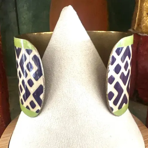Vintage Brass Enamel Wide Cuff Bracelet ā Navy, Cream & Lime Green Geometric Des