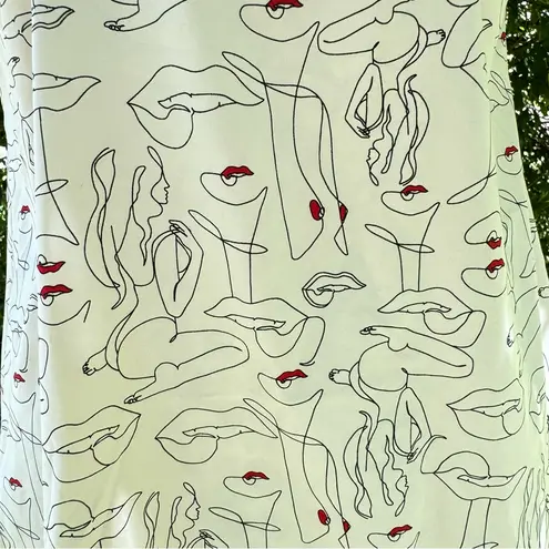 Incanto Italy Avant Garde Abstract Woman Figure Lips Camisole Pajama Top Size M Red Size M