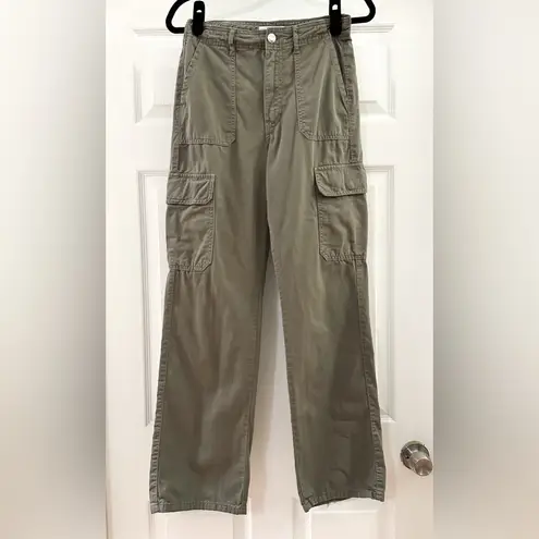 ZARA  Cargo Pants High Rise Straight Leg Army Green Pockets Silver Relaxed fit 2