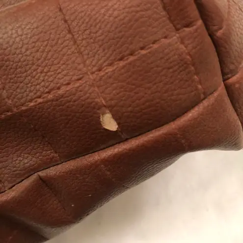 Brown leather shoulder hand bag purse crossbody gold tone accents, crystal rhinestones, kiss lock faux diamond closure