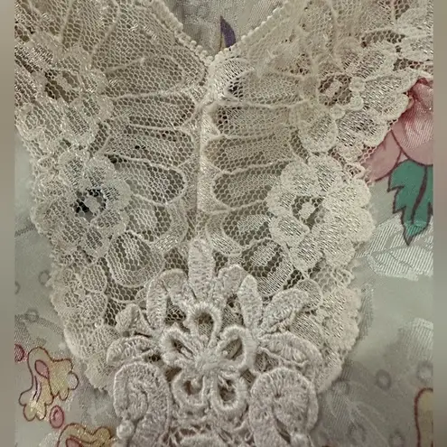 Lucie Ann II Vintage Floral Lacey Cami Camisole or Slip Dress Size M Pink Size M