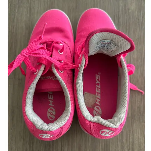 Heelys Launch Skate Shoes Youth Sz 5 Women’s Size 5.5 Hot Pink Low Tops