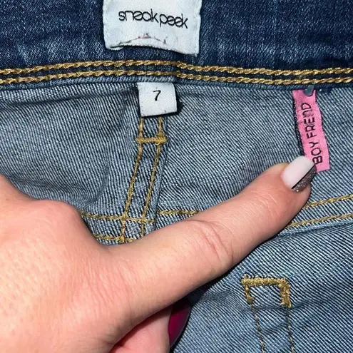 ✨Cropped Distressed Blue Jeans
Sneak Peek✨ Blue Size undefined