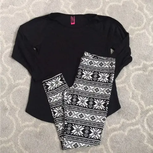 La Senza Black and White Pajama Set