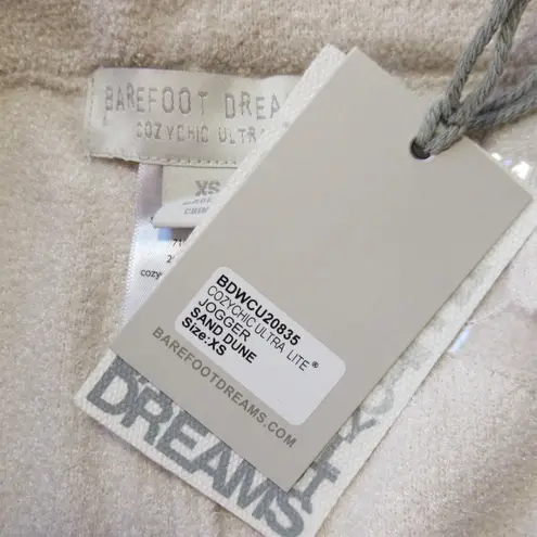 Barefoot Dreams NWT CozyChic Ultra Lite Jogger in Sand Dune Knit Pants XS