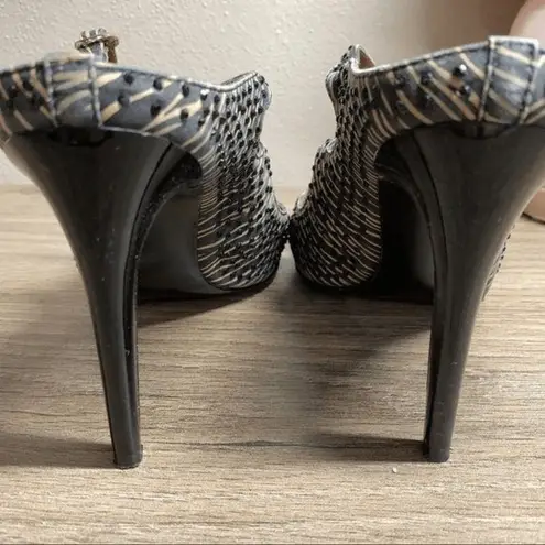 CARLOS SANTANA Black Studded Animal Print Heel Size 6