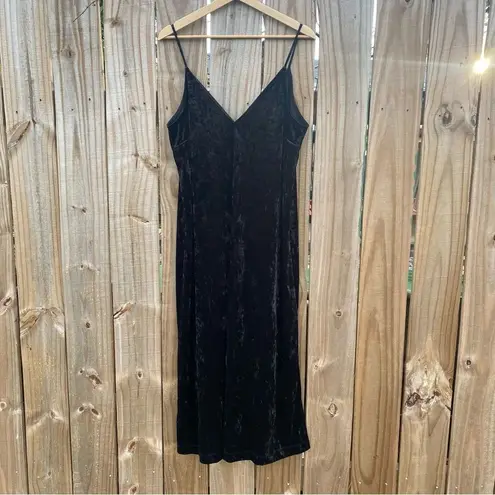 Monki NEW  velvet midi slip dress in black Woman’s size Large NWT