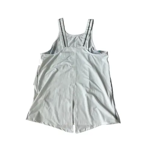 LUCKY IN LOVE Chevron Logo Tank Top Size M NEW White Size M