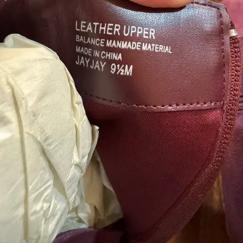 Violet & Red Jay Jay suede stacked heel wedge ankle fall booties burgundy Size 9.5