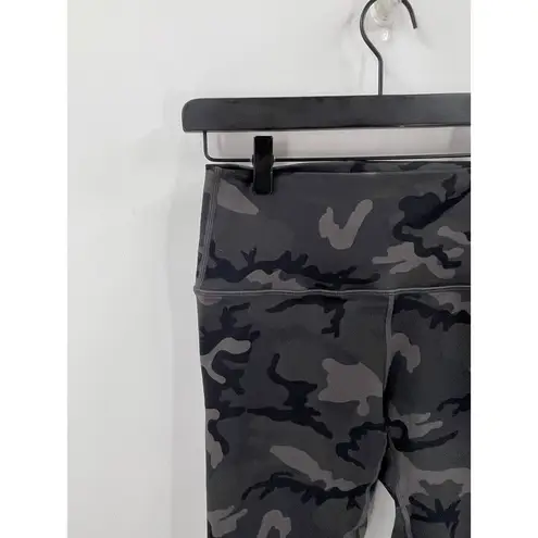 Zyia Forest Camo Luxe Hi-rise Capri 20" Size 4