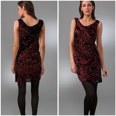 Diane Von Furstenberg  Silk Velvet Burnout Mini Wrap Gathered Dress Sz 6