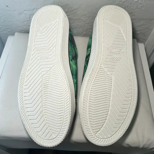 Cariuma National Geographic Green Leaf Print Canvas Sneakers Womens 10.5 Mens 9