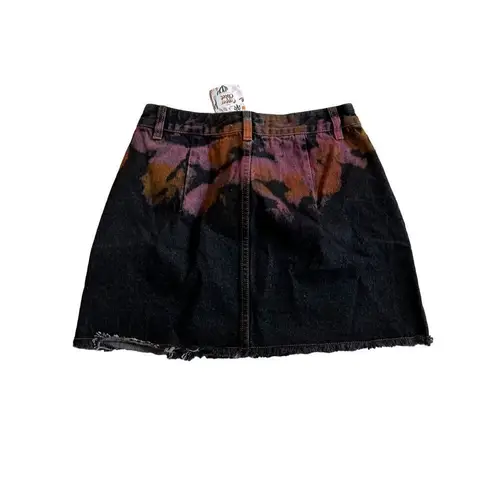 Cloud Chaser Cloud Ten Raw Hem Tie Dye Splash Denim skirt Size M