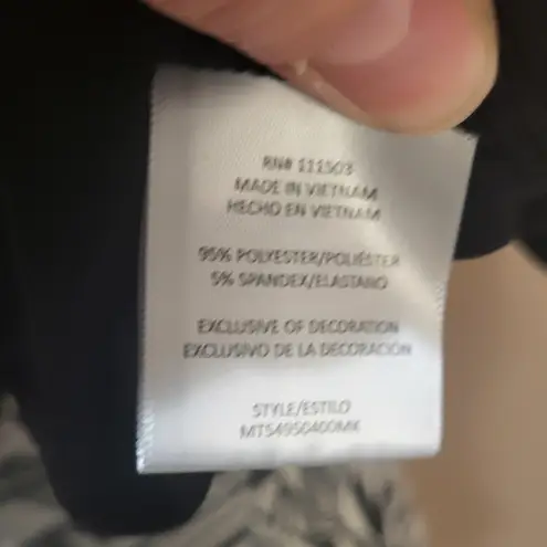 Meraki Black and White Relaxed Cut Out T