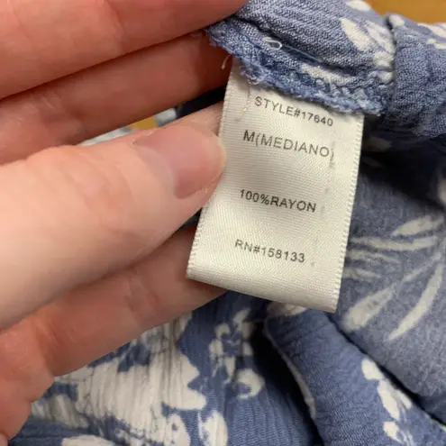 Staccato Floral Print Tank Top Womens Size Medium Sleeveless Casual Blue White