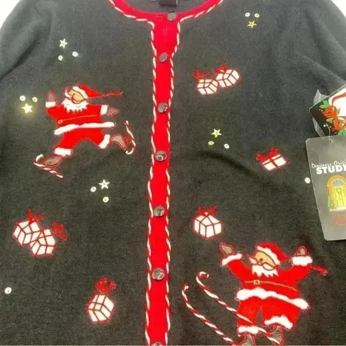 DESIGNERS ORIGINAL STUDIO Santa Christmas Embroidery Knit Sweater Button Medium