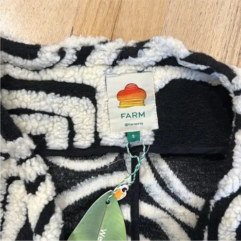 Farm Rio 's Wild Hearts wool blend coat with self tie belt NEW